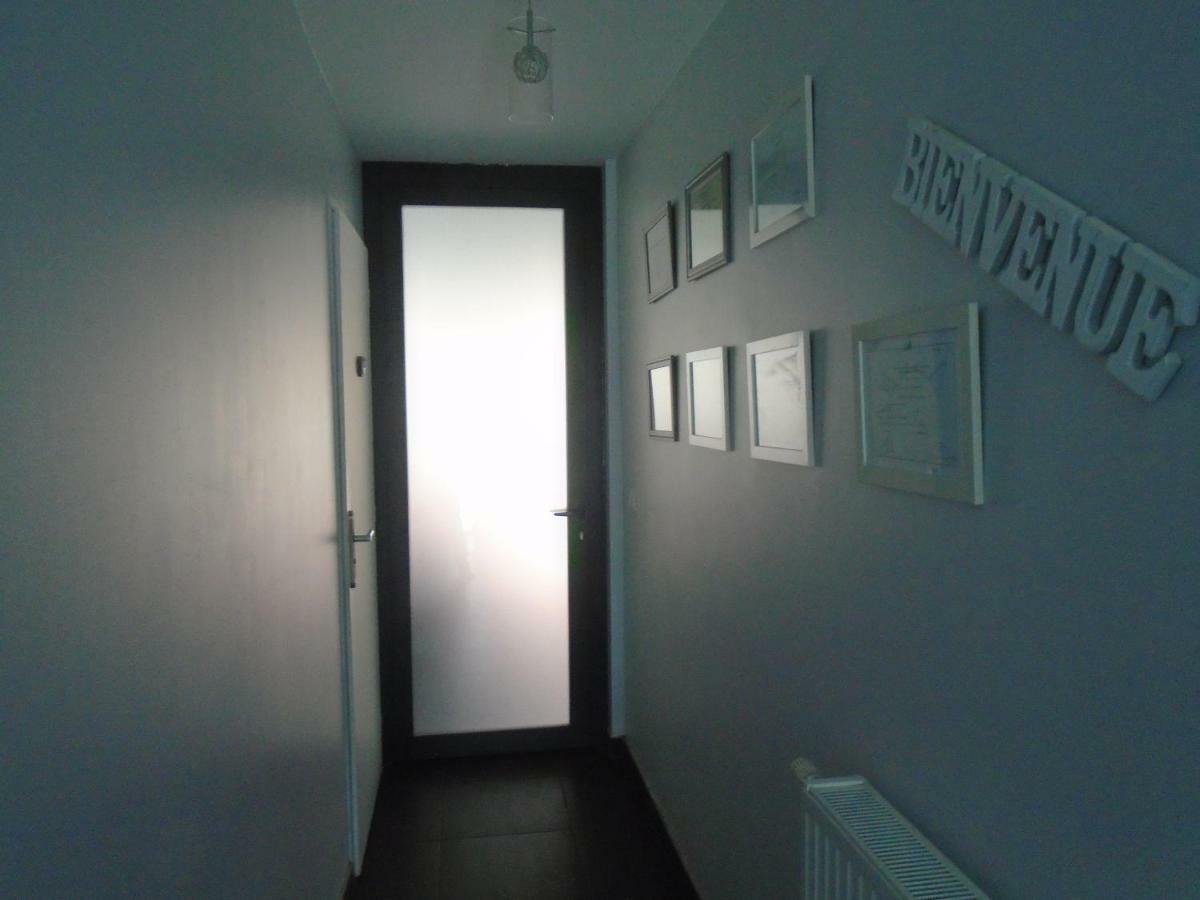 Les Tresors De Lizzie Hotel Coutras Екстериор снимка